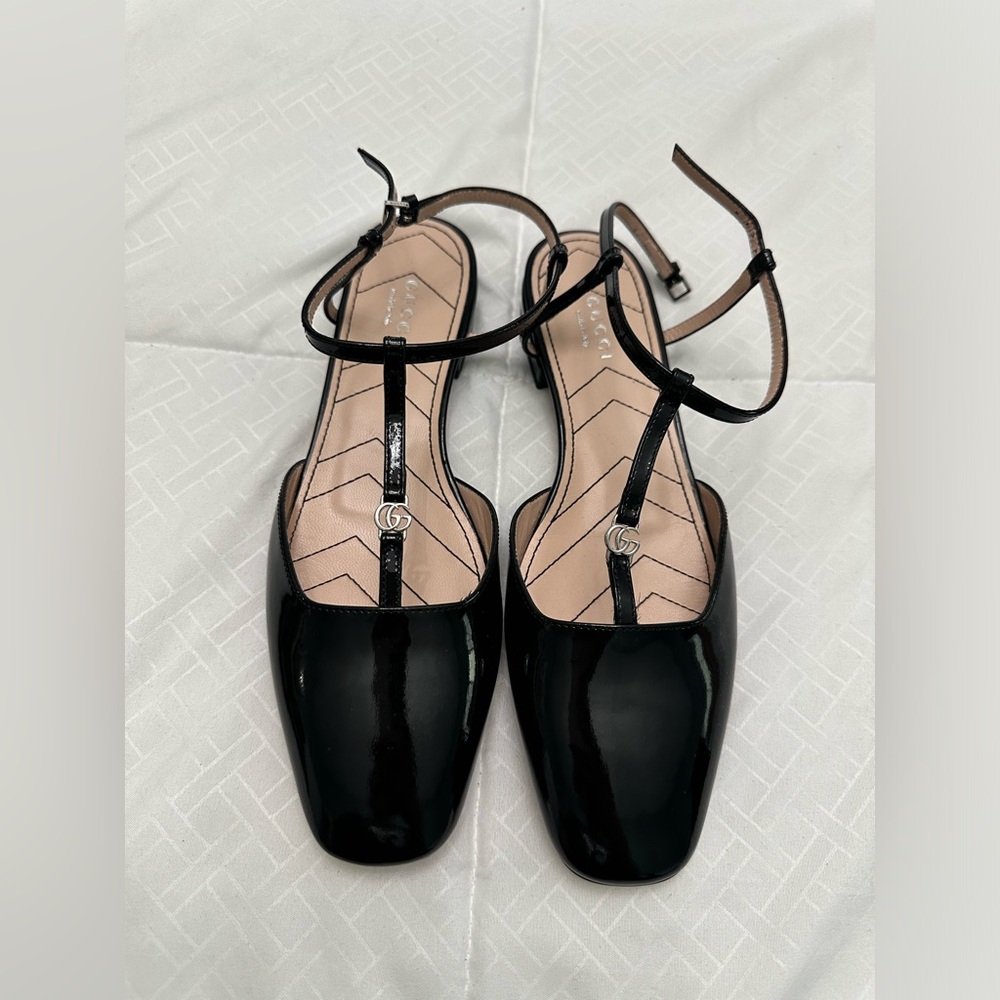 GUCCI DOUBLE G PATENT LEATHER BALLET FLAT